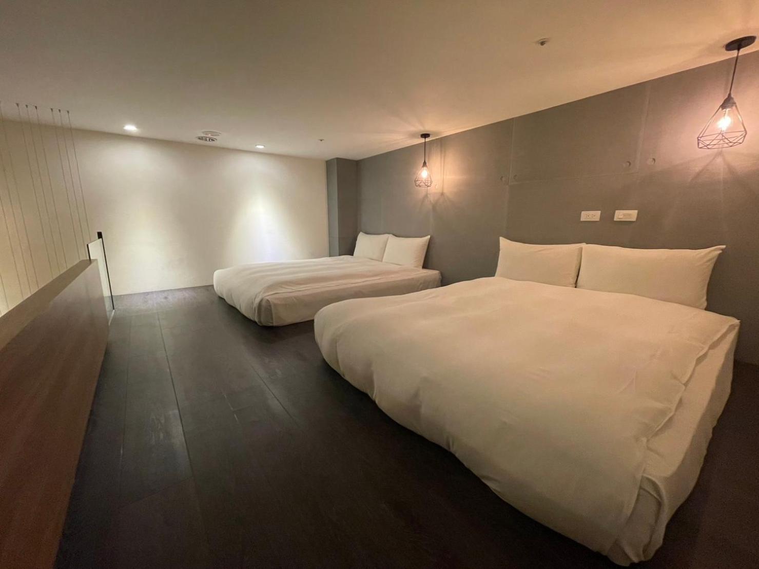 Ningcui Business Hotel Тайчжун Экстерьер фото