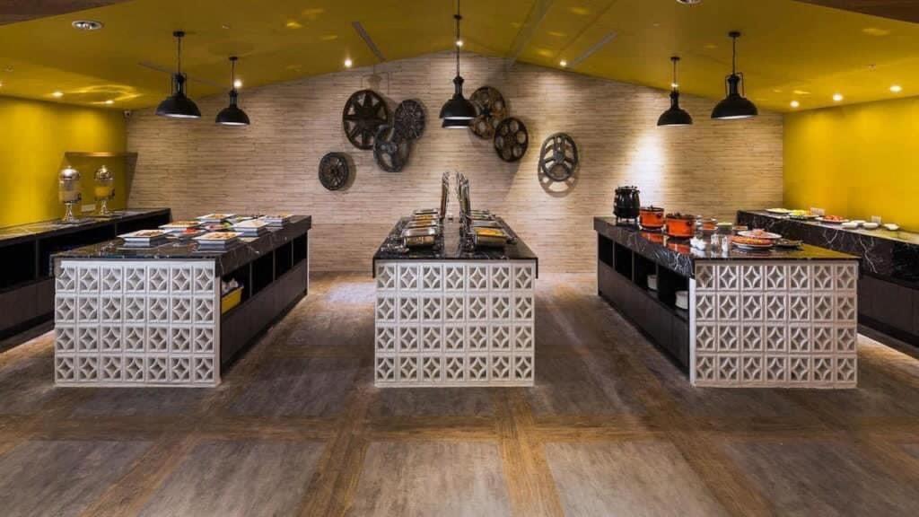 Ningcui Business Hotel Тайчжун Экстерьер фото