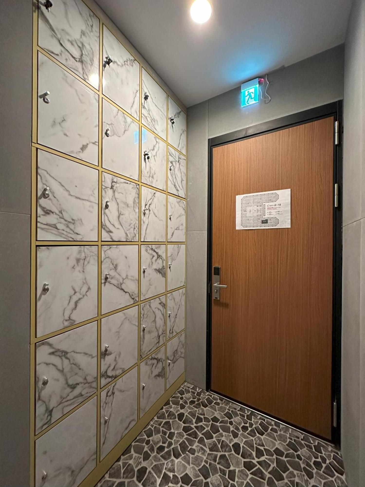 Ningcui Business Hotel Тайчжун Экстерьер фото