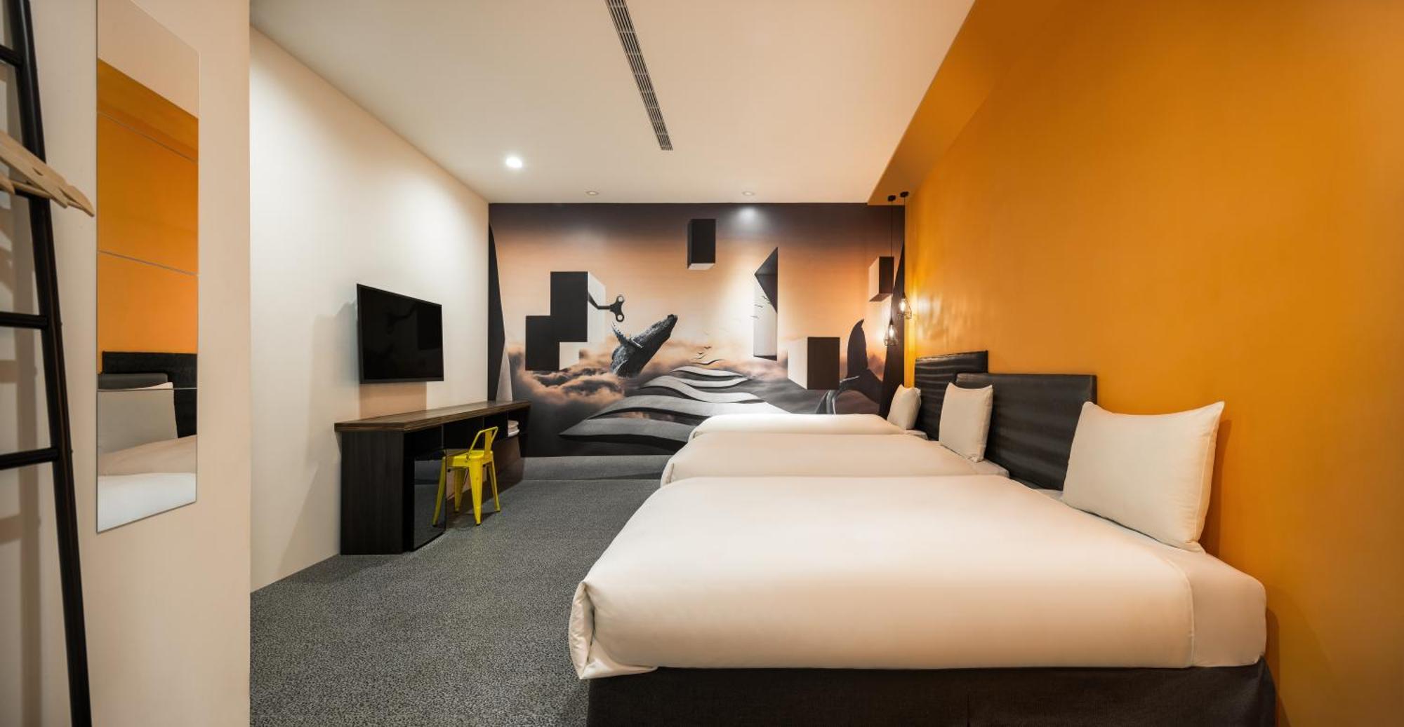 Ningcui Business Hotel Тайчжун Экстерьер фото