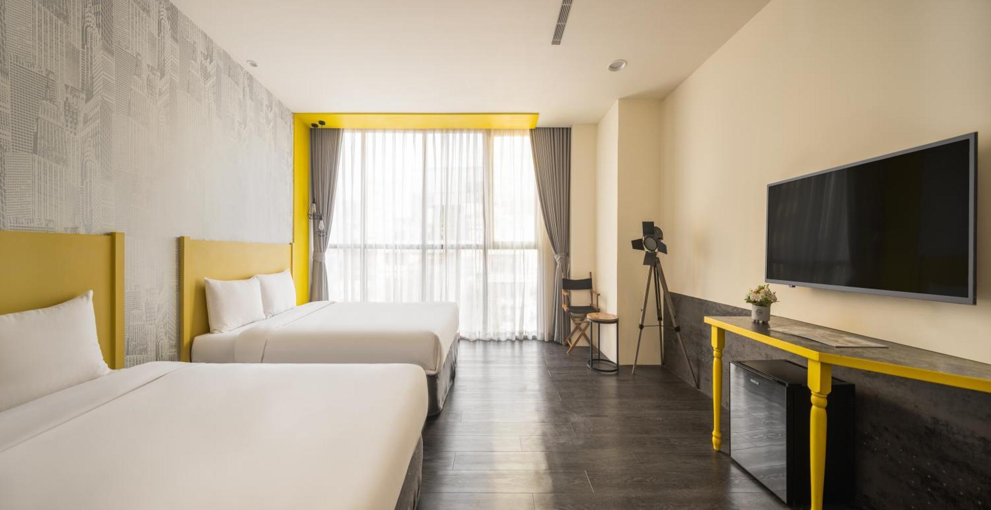 Ningcui Business Hotel Тайчжун Экстерьер фото